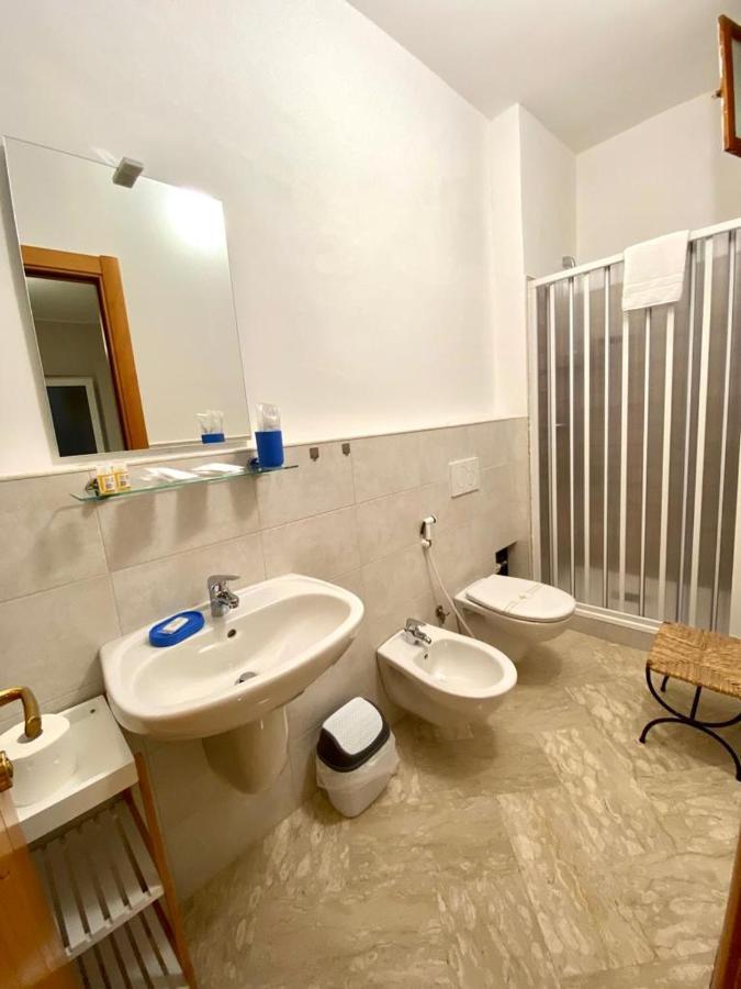 Ginevra Rooms Bari Exteriör bild