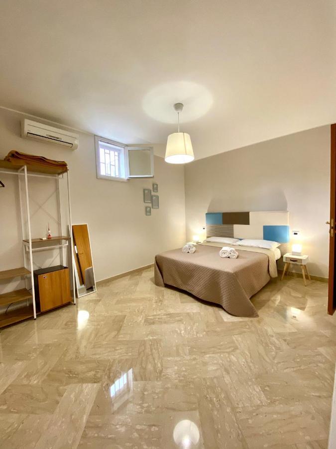 Ginevra Rooms Bari Exteriör bild