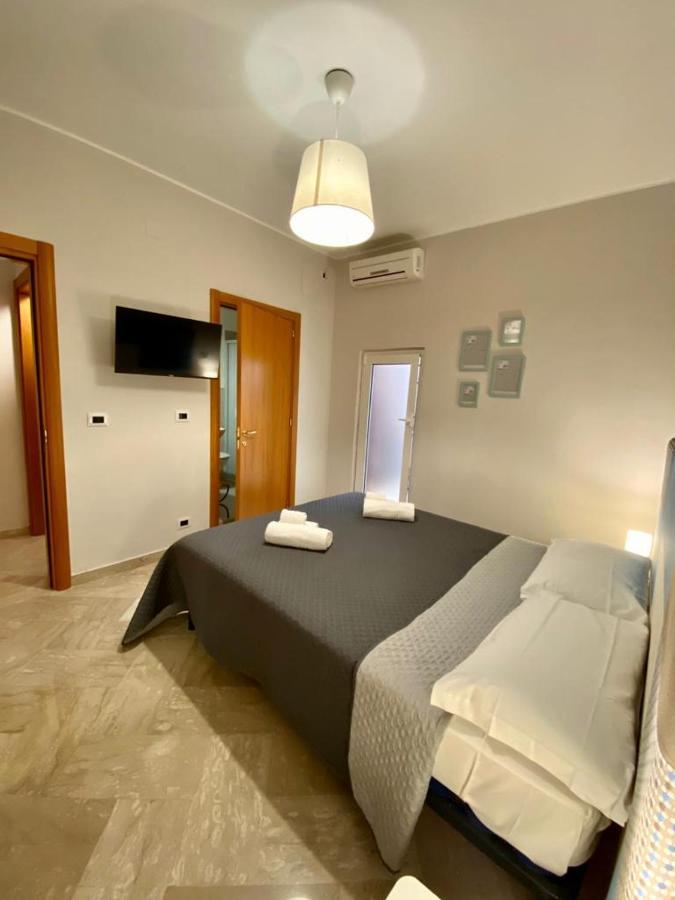 Ginevra Rooms Bari Exteriör bild