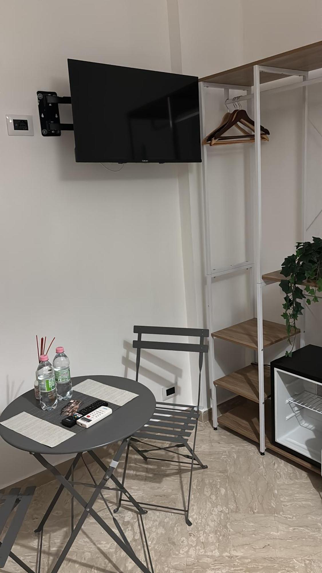 Ginevra Rooms Bari Exteriör bild